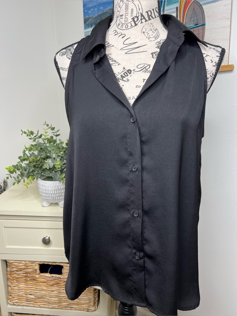 Banana Republic Sleeveless Top